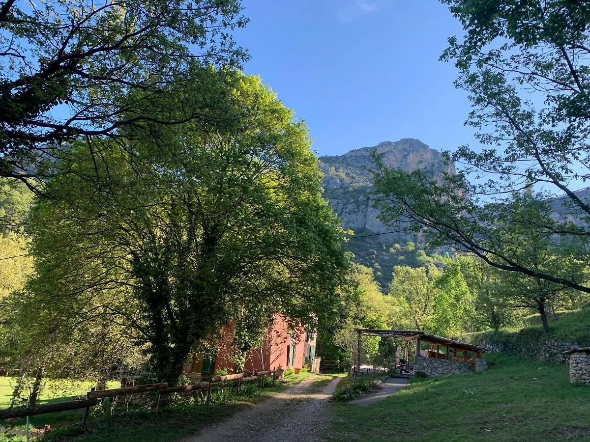 Villa Bergerie de charme à Moustiers 0*, Moustiers-Sainte-Marie