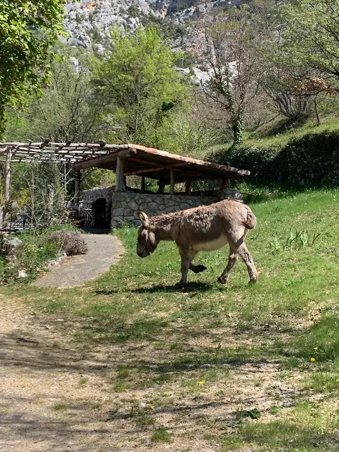הוילה Mymoustiers