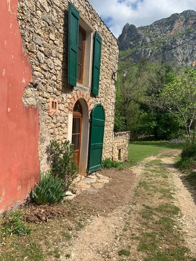 Villa Bergerie de charme à Moustiers 0*, Moustiers-Sainte-Marie